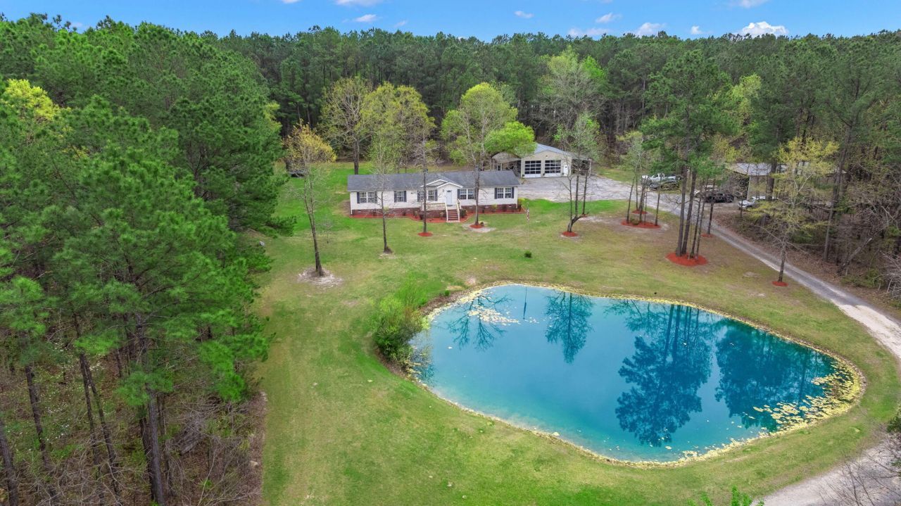 369 Gurney Kay Lane Photo 40