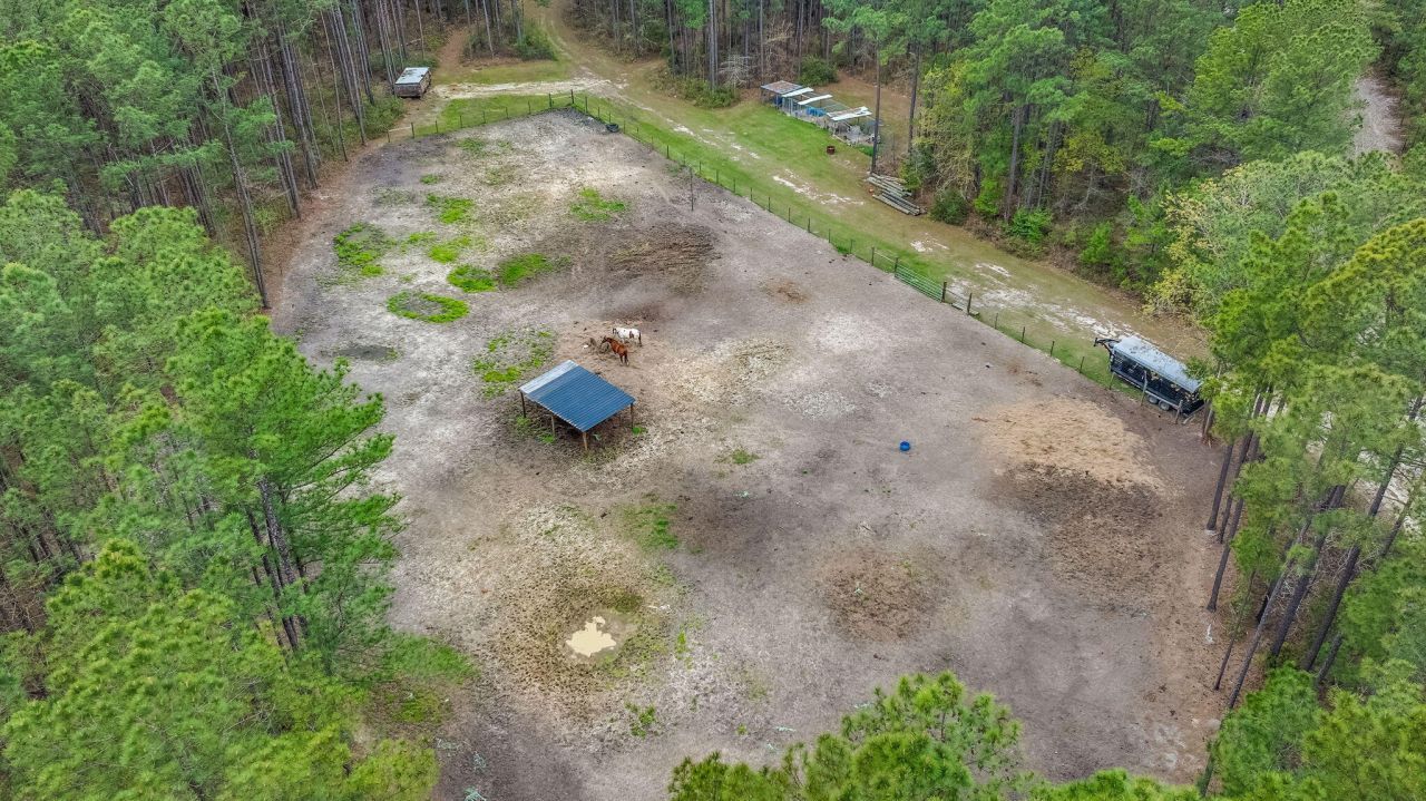 369 Gurney Kay Lane Photo 44