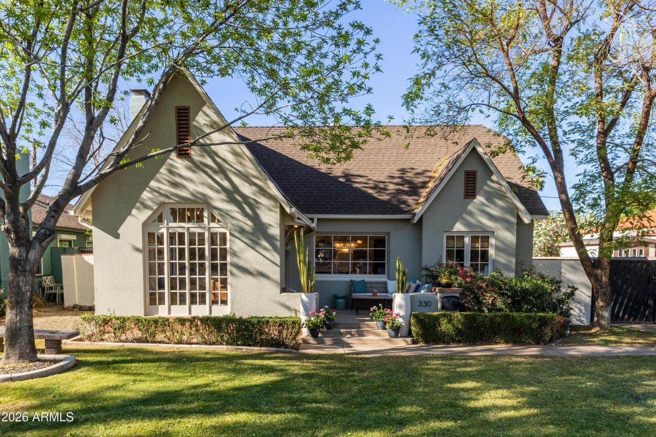 330 W Almeria Road, Phoenix, AZ 85003 Main Photo