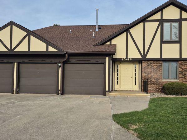 43 Crystal Court , Unit B1, Pontiac, IL 61764