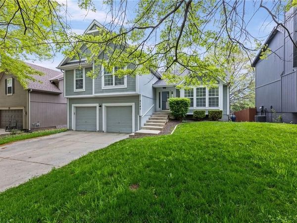 5147 Payne Street, Shawnee, KS 66226