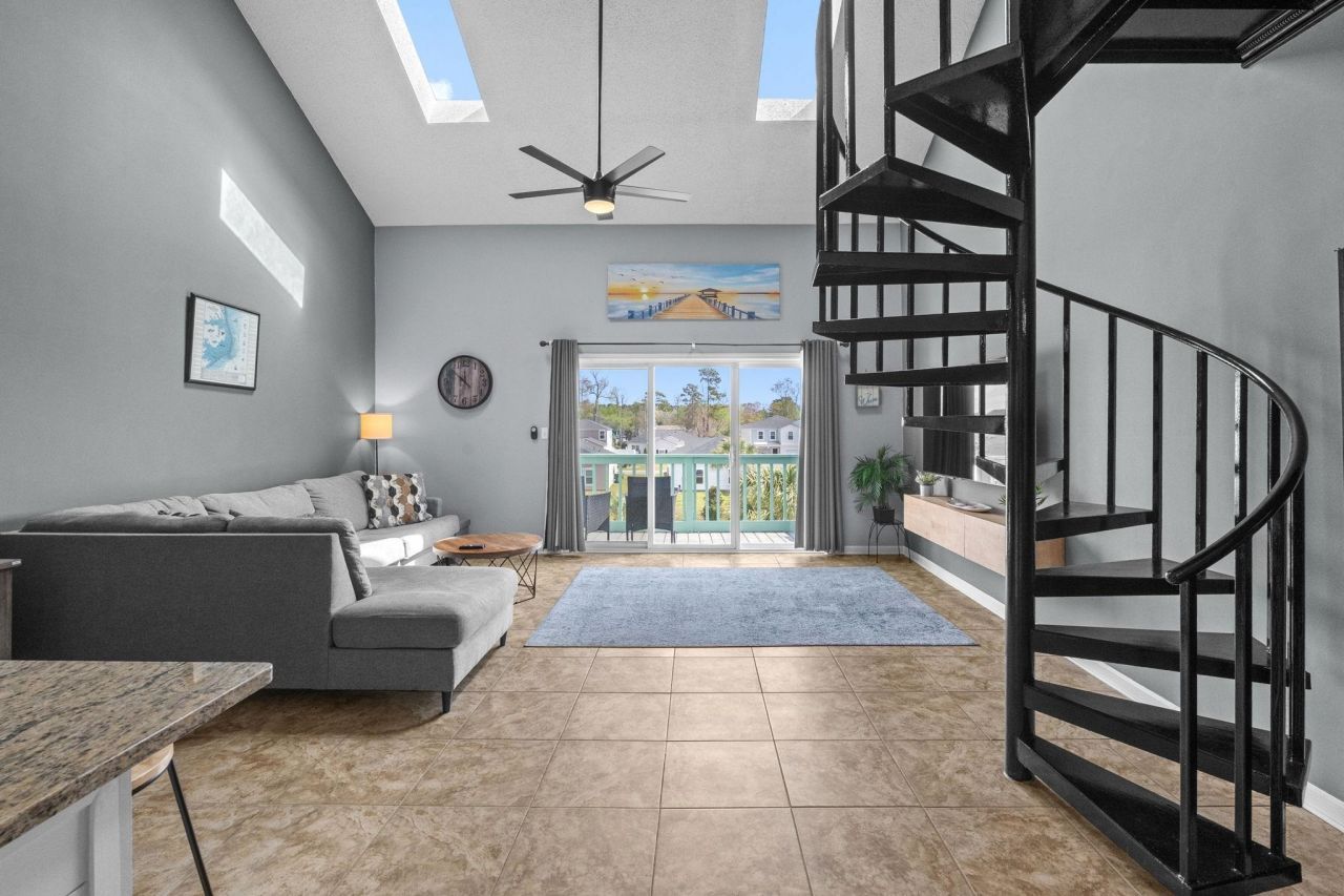 1930 Bent Grass Dr. Photo 10