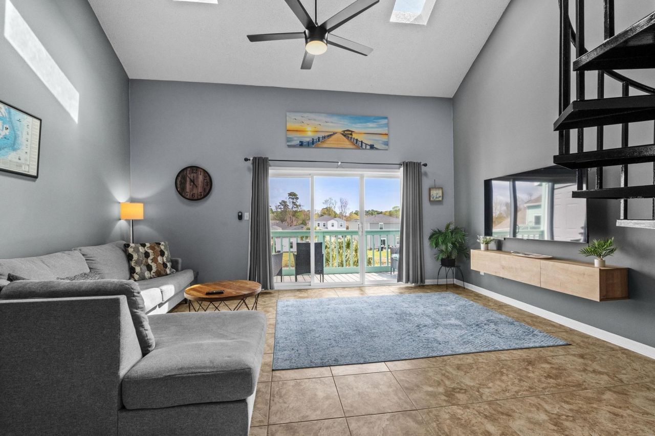 1930 Bent Grass Dr. Photo 11