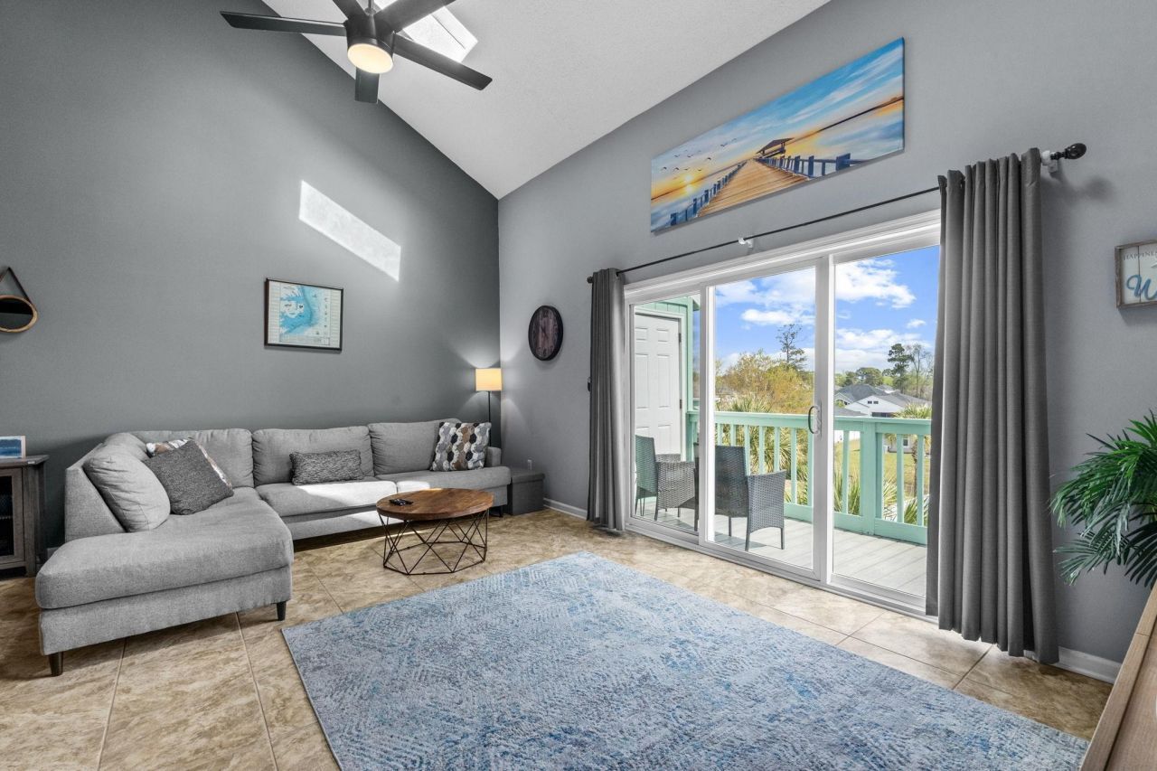 1930 Bent Grass Dr. Photo 15