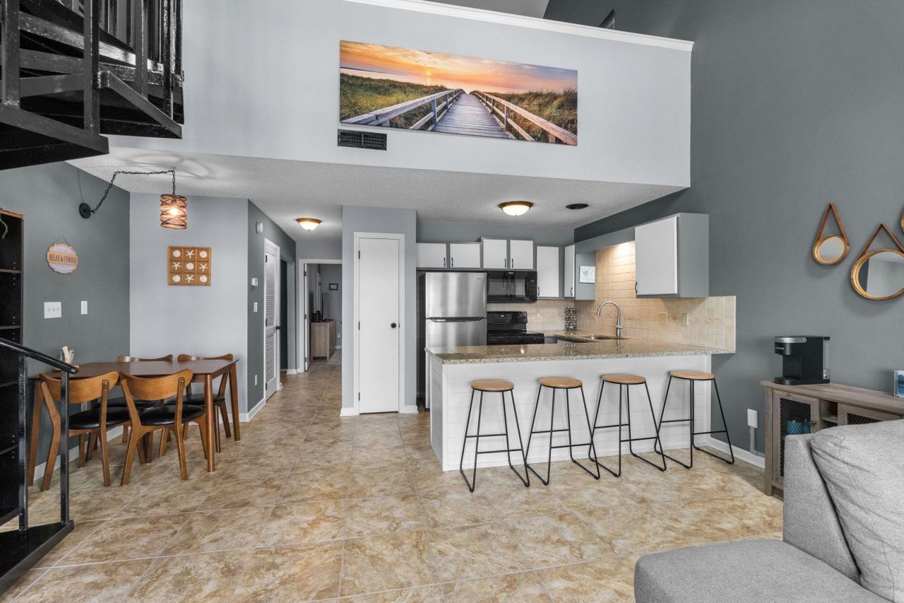 1930 Bent Grass Dr. Photo 17