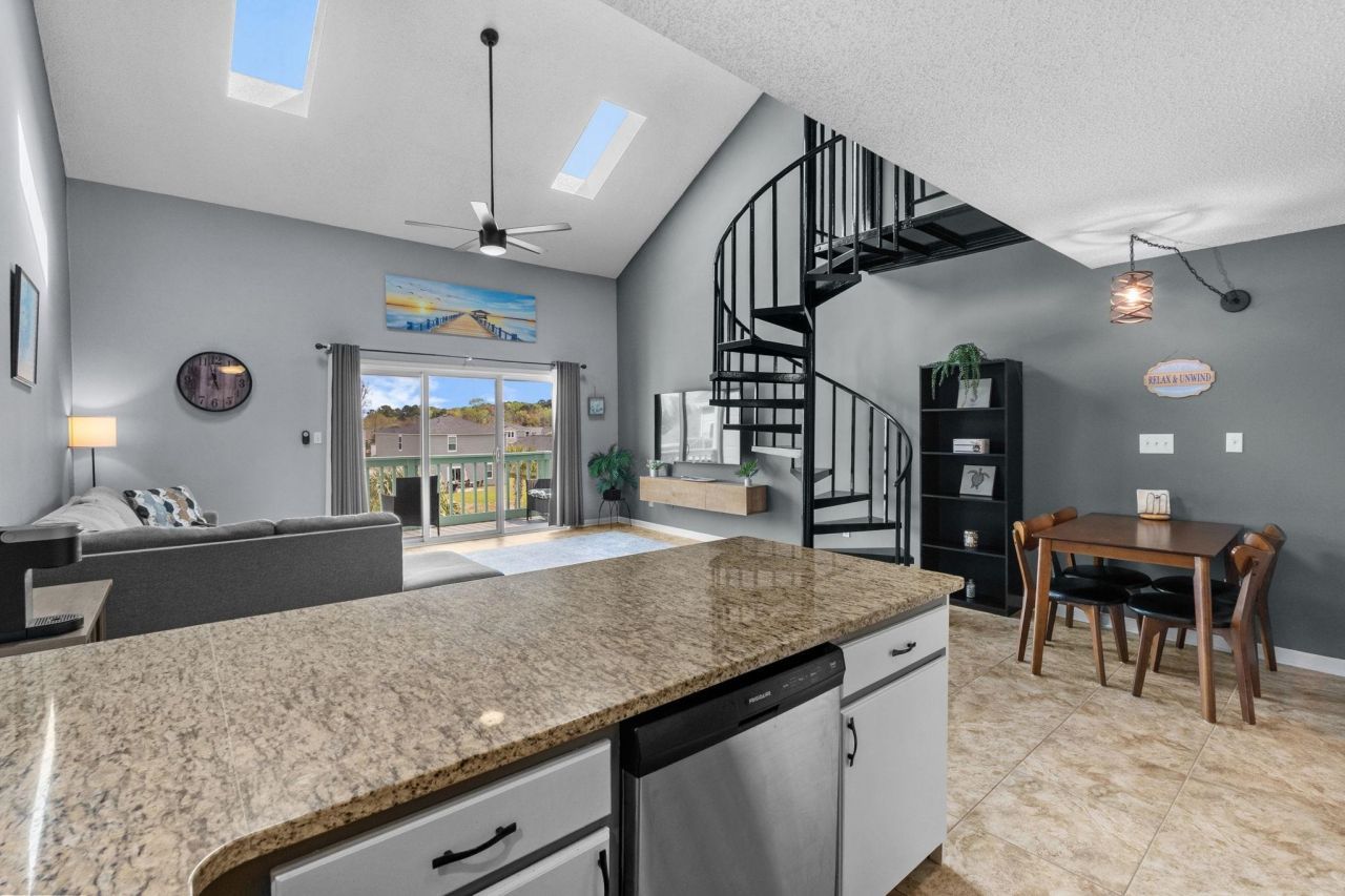 1930 Bent Grass Dr. Photo 25