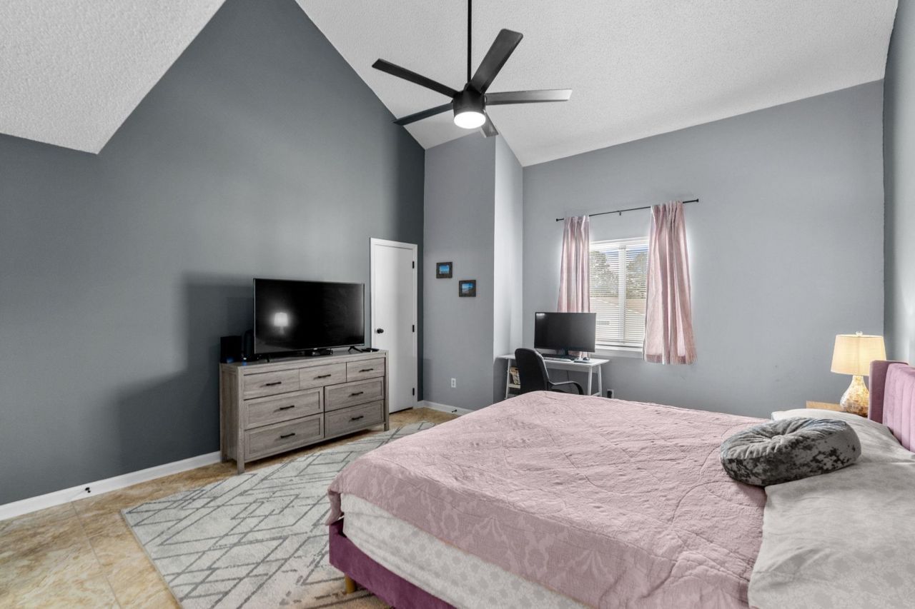 1930 Bent Grass Dr. Photo 34