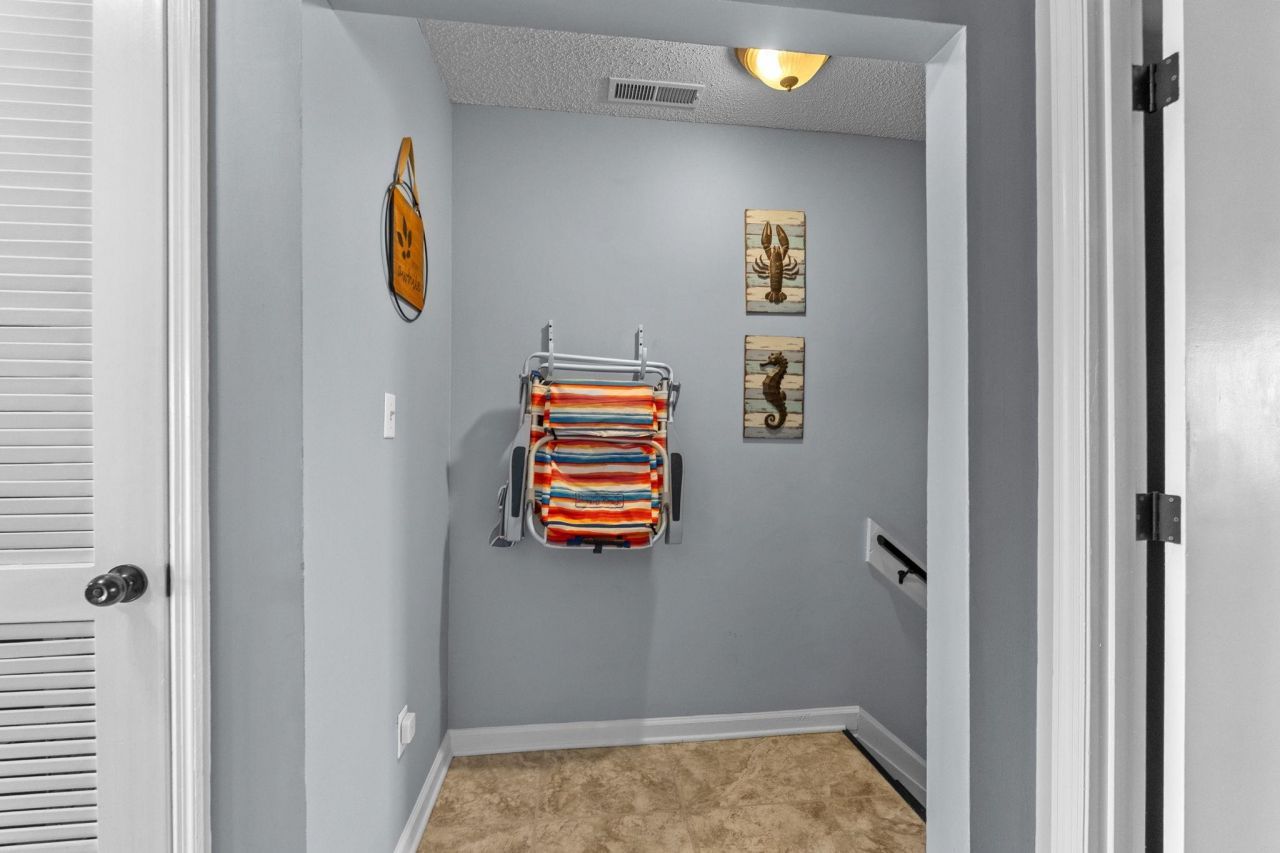 1930 Bent Grass Dr. Photo 7