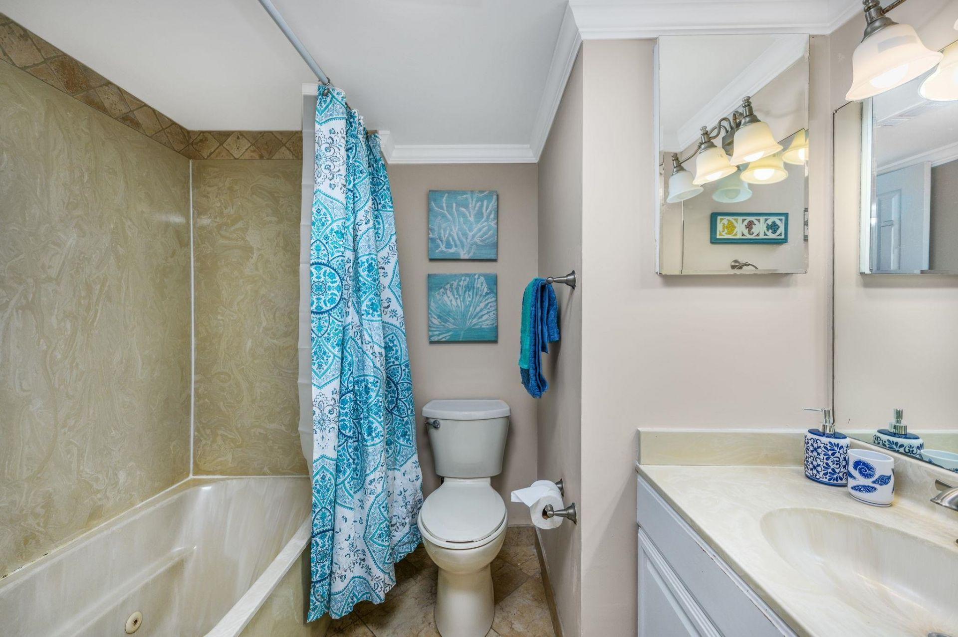 6100 Ocean Blvd. N Photo 11