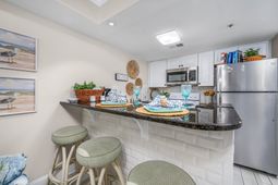 6100 Ocean Blvd. N photo 4