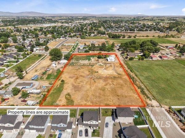 755 S Ash, Kuna, ID 83634