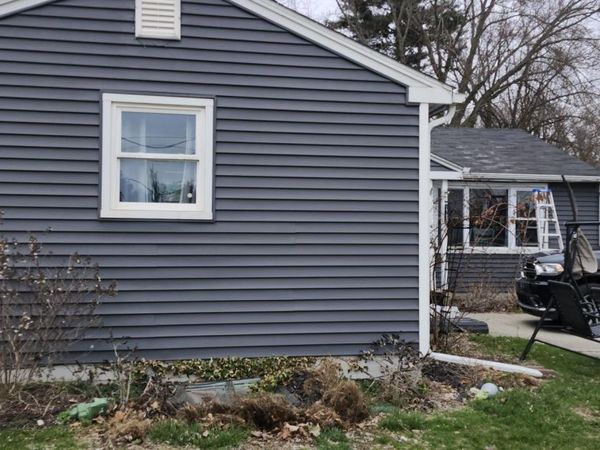 22841 Greenleaf Boulevard, Elkhart, IN 46514