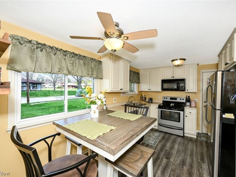 1156 Terrace Road NW, North Canton, OH 44720 Photo 2