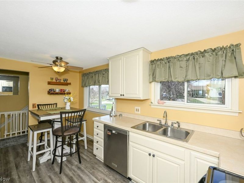 1156 Terrace Road NW, North Canton, OH 44720 Photo 4