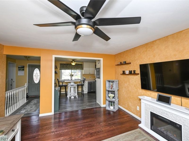 1156 Terrace Road NW, North Canton, OH 44720 Photo 9