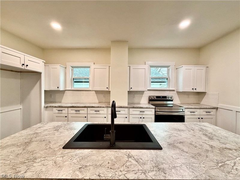 559 Jackson Street, Hubbard, OH 44425 Photo 13