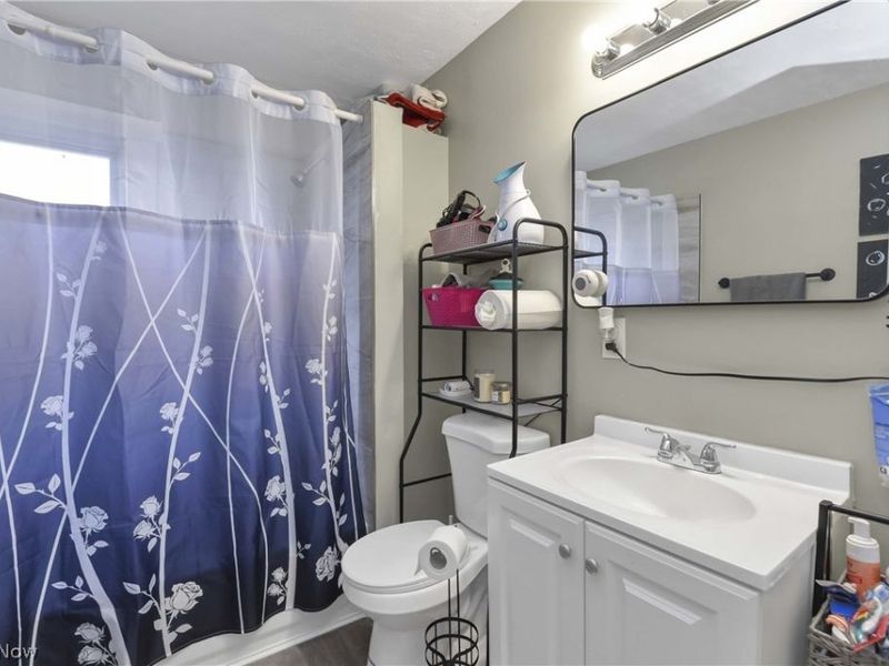 3812 Mapledale Avenue, Cleveland, OH 44109 Photo 13