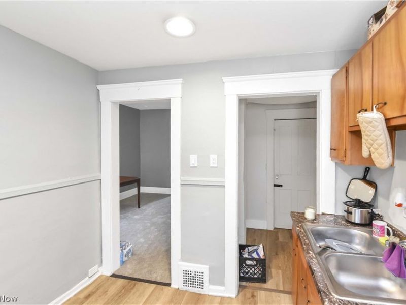 3812 Mapledale Avenue, Cleveland, OH 44109 Photo 22