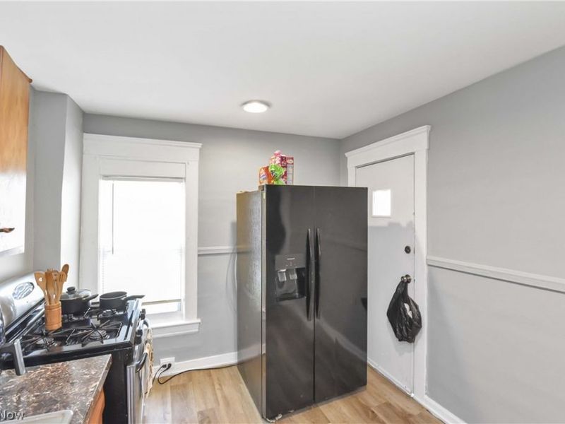 3812 Mapledale Avenue, Cleveland, OH 44109 Photo 23