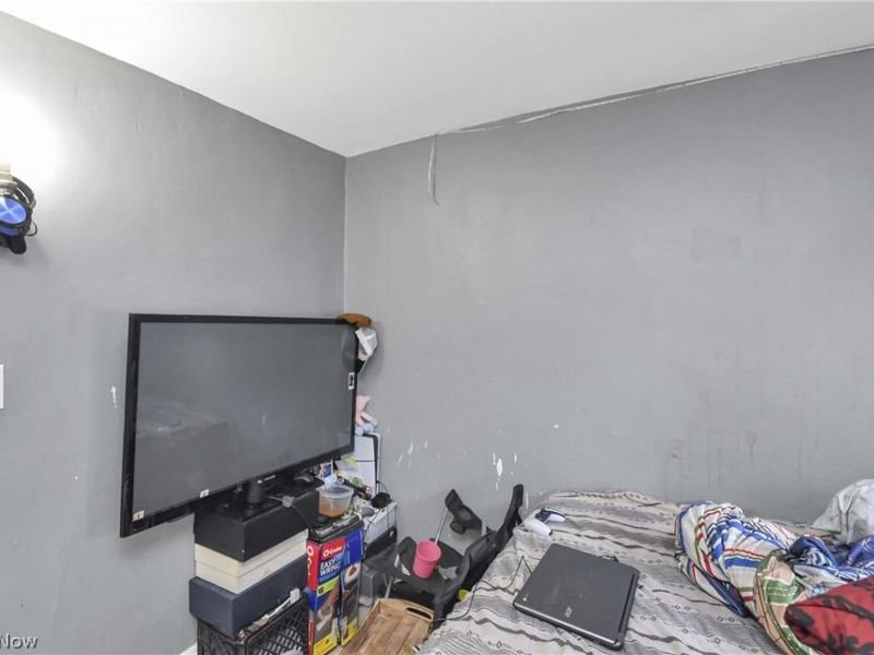 3812 Mapledale Avenue, Cleveland, OH 44109 Photo 33