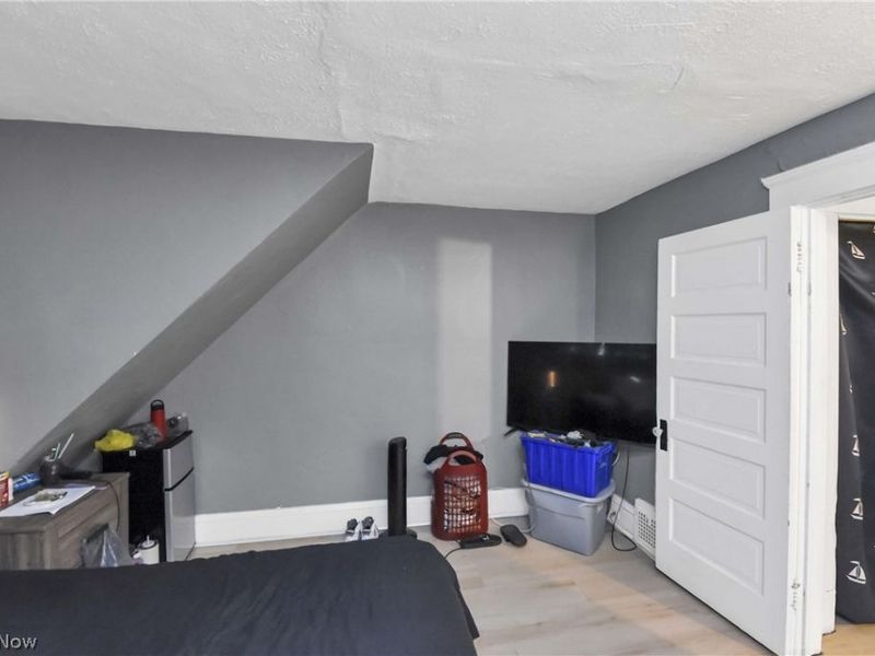 3812 Mapledale Avenue, Cleveland, OH 44109 Photo 35