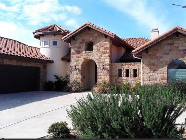 906 Madison Fork DR, Lakeway, TX 78738