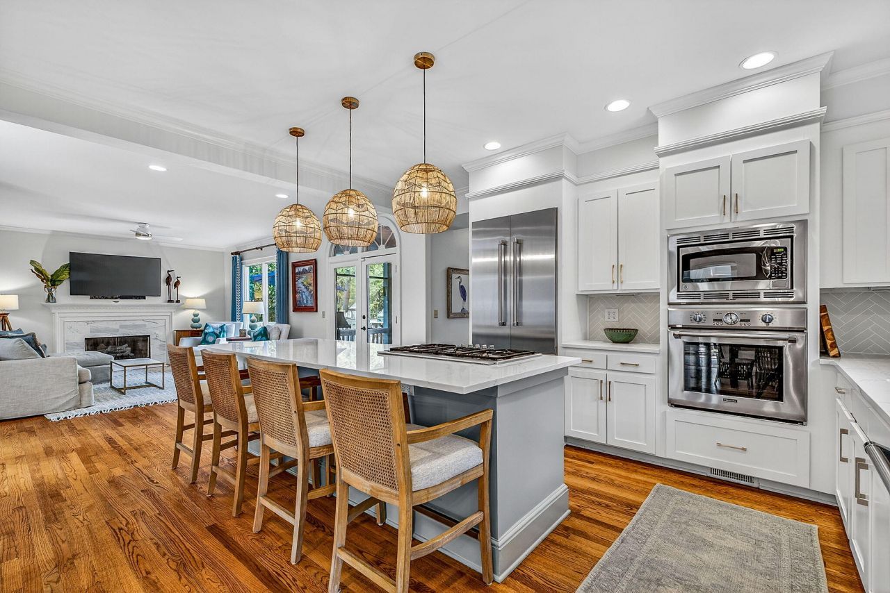 1464 Pine Island View Photo 13