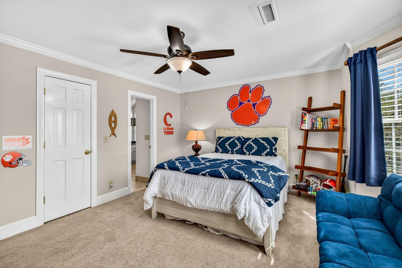 1464 Pine Island View Photo 36