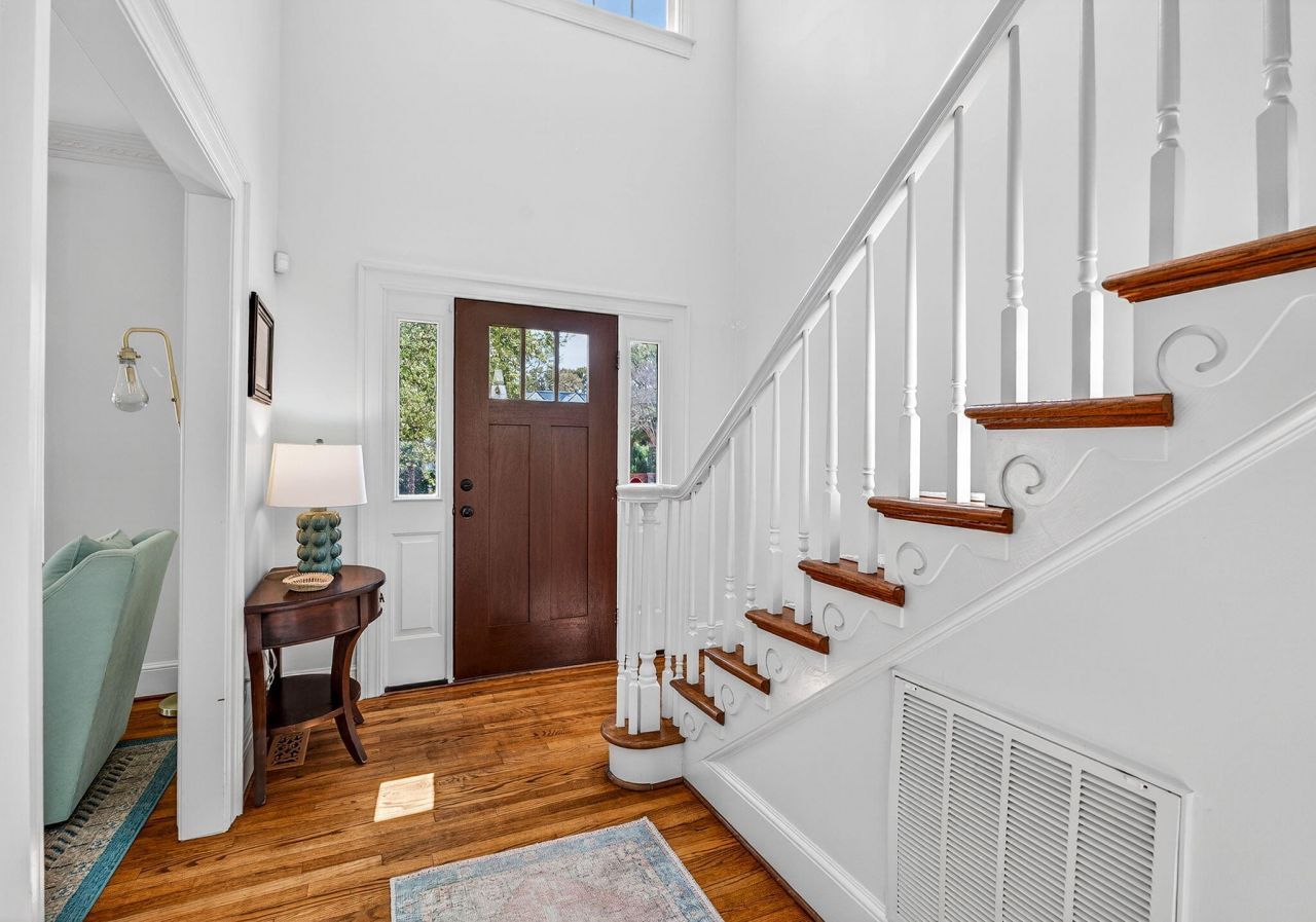 1464 Pine Island View Photo 5