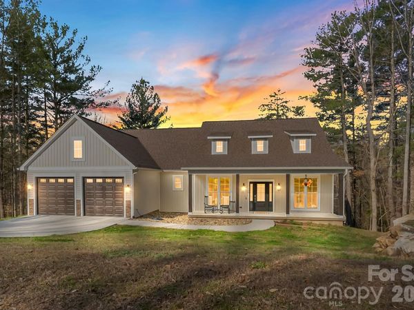 126 Doe Path Circle, Hudson, NC 28638