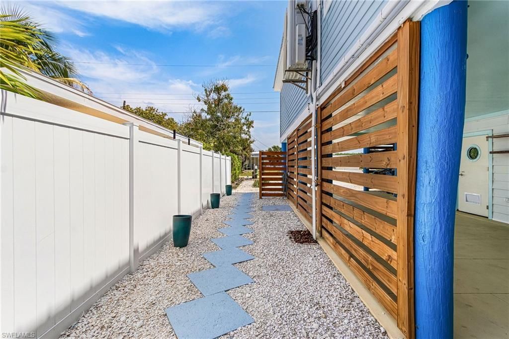 24525 Dolphin St , Bonita Springs, FL 34134 Photo