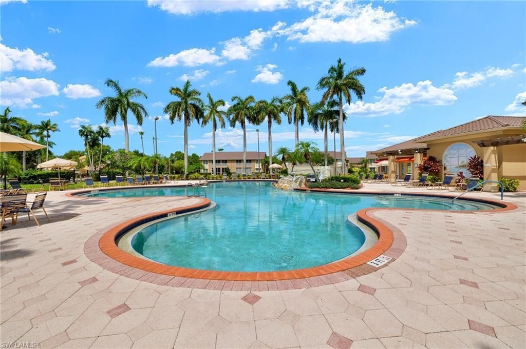 15020 Bridgeway Ln, Unit 402, Fort Myers, FL 33919 Photo