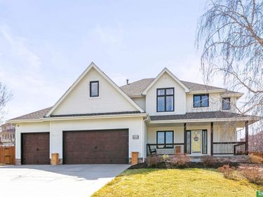 16043 Spaulding Circle , Omaha, NE 68116