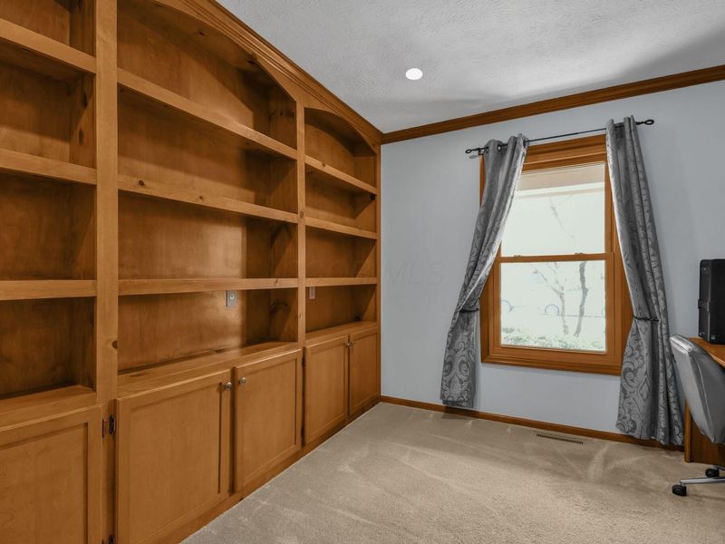 7788 Pembrook Drive, Reynoldsburg, OH 43068 Photo 13