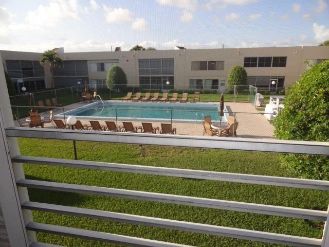 3212 Strawflower Way, Unit 207, Lake Worth, FL 33467 Photo