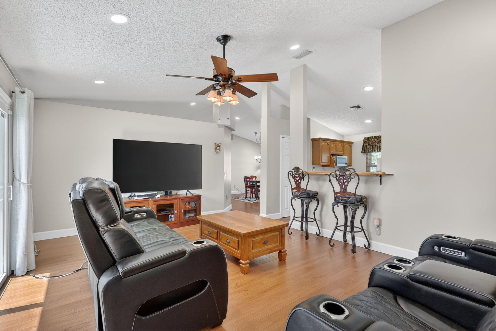 2672 SW Import Drive, Port Saint Lucie, FL 34987 Photo