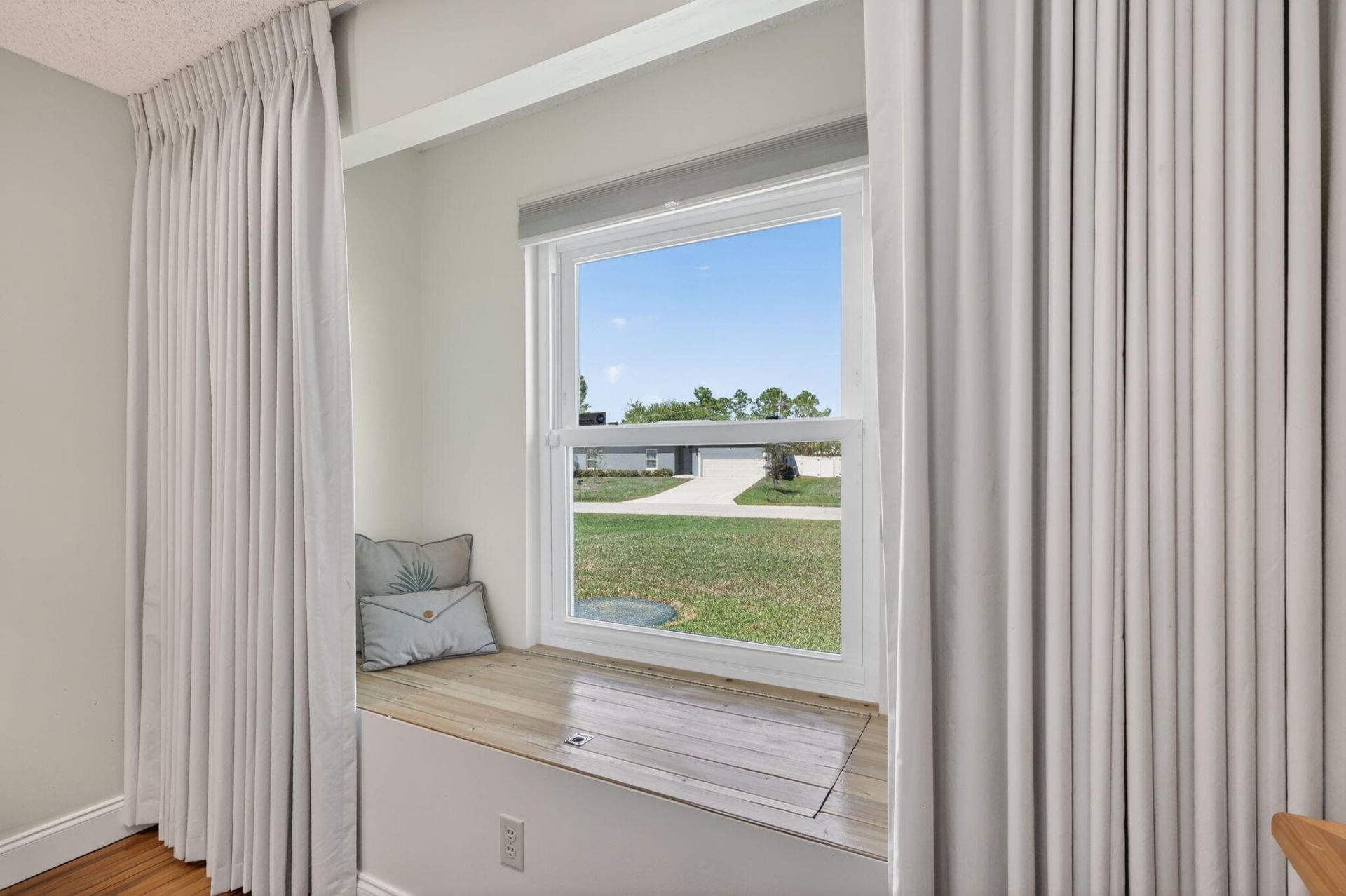 2672 SW Import Drive, Port Saint Lucie, FL 34987 Photo