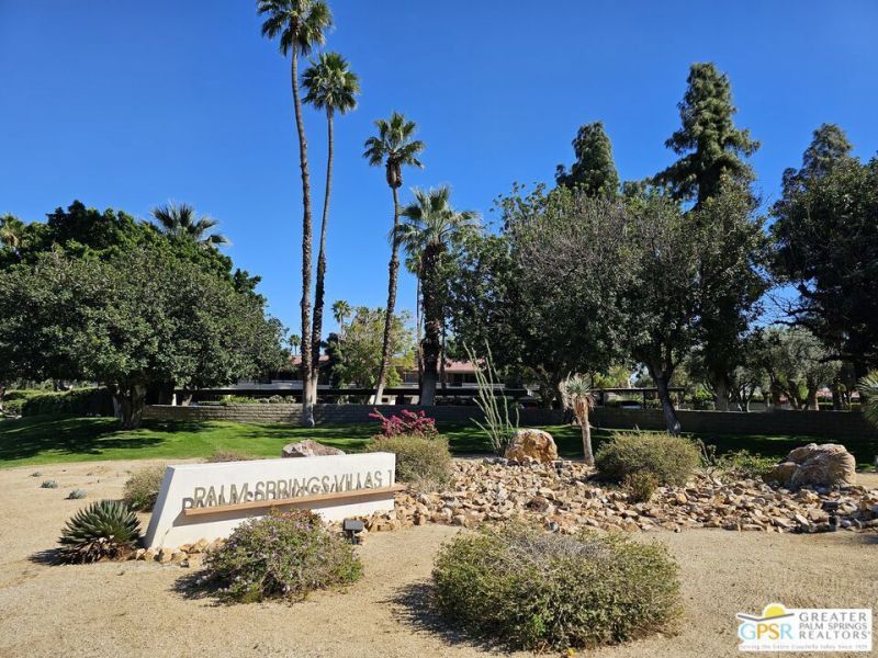 420 N Villa Court, Unit 202, Palm Springs, CA 92262 Main Photo