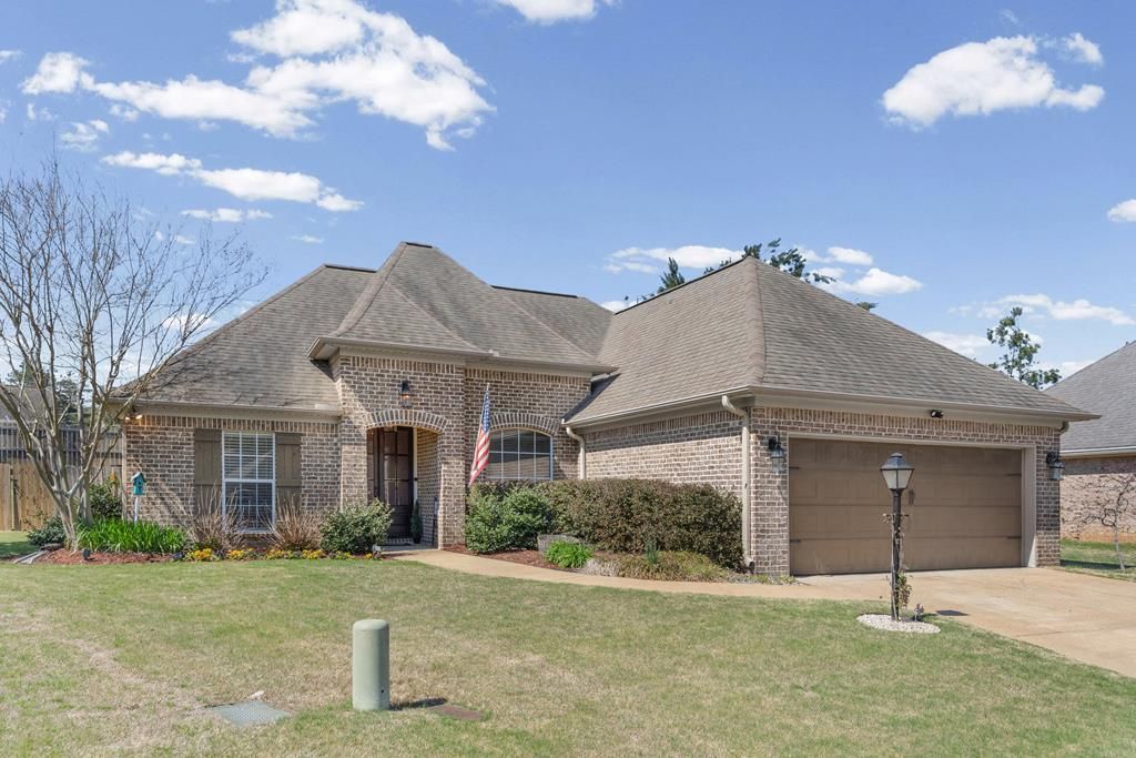 111 Breckenridge Dr, Oxford, MS 38655 Main Photo