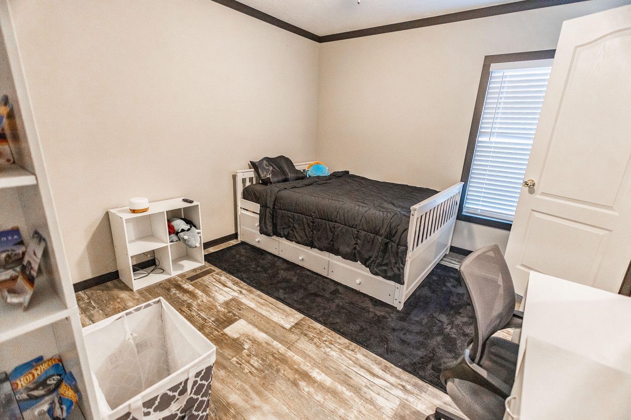 809 Coral Acres Drive Photo 13