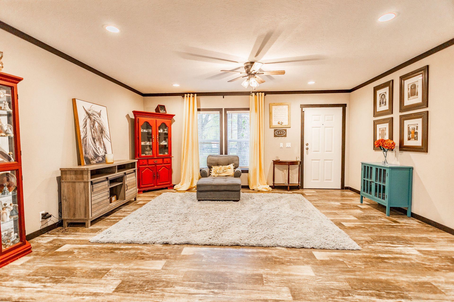 809 Coral Acres Drive Photo 17