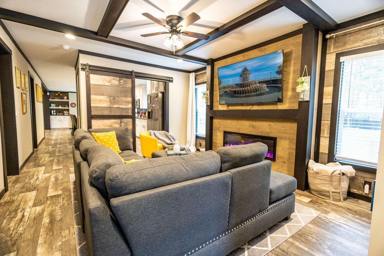 809 Coral Acres Drive Photo 22