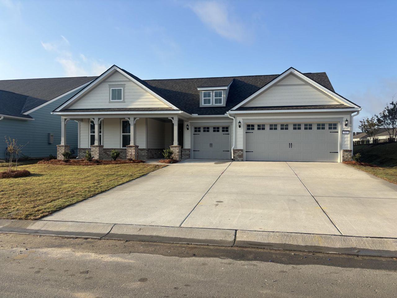 505 Pink Lily Lane Photo 2