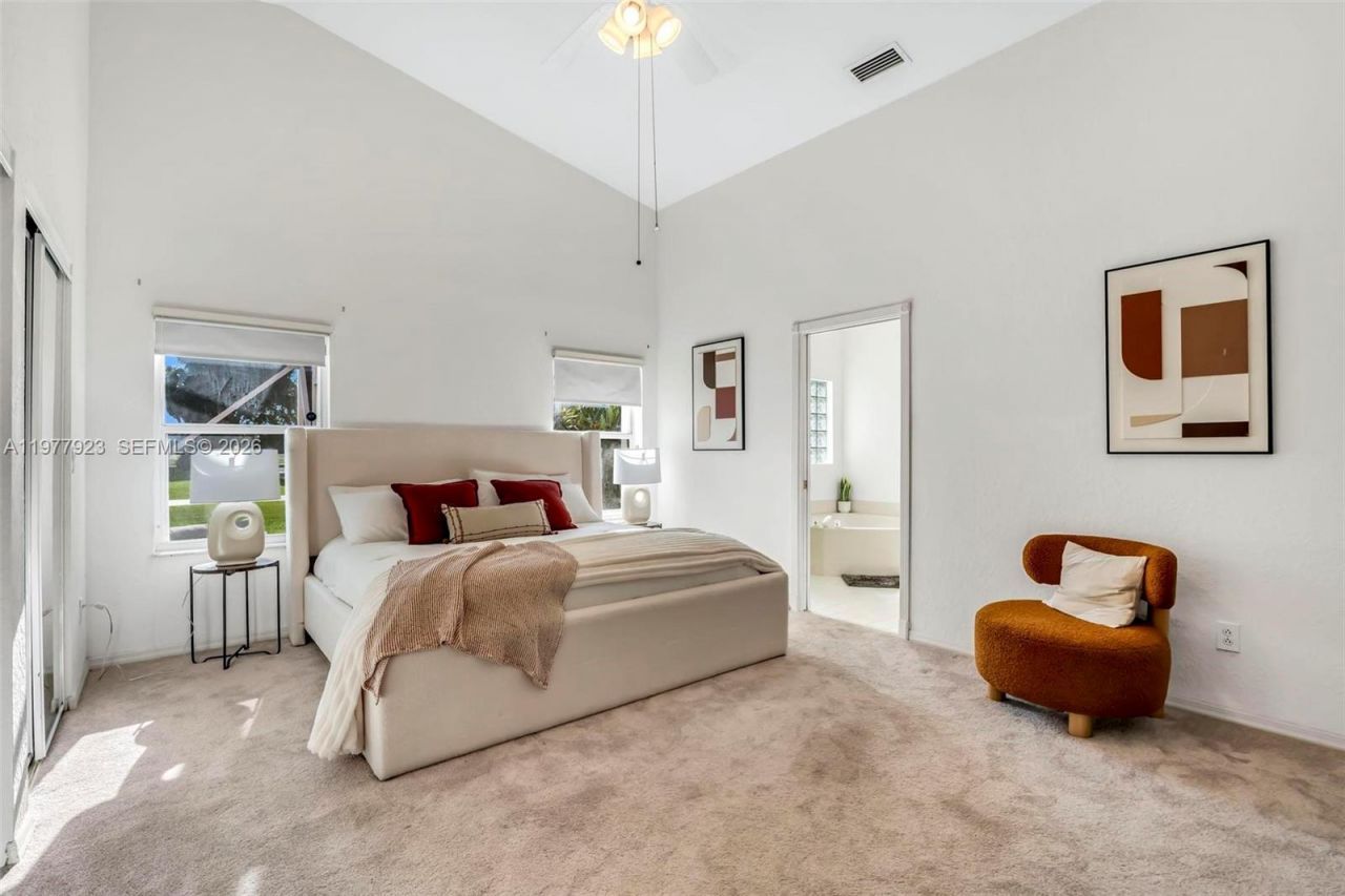 1601 SW 157th Ave, Pembroke Pines, FL 33027 Photo