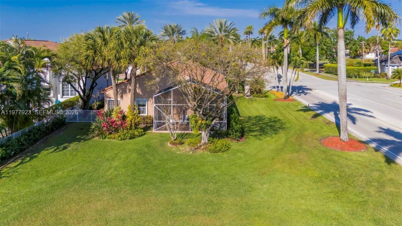 1601 SW 157th Ave, Pembroke Pines, FL 33027 Photo