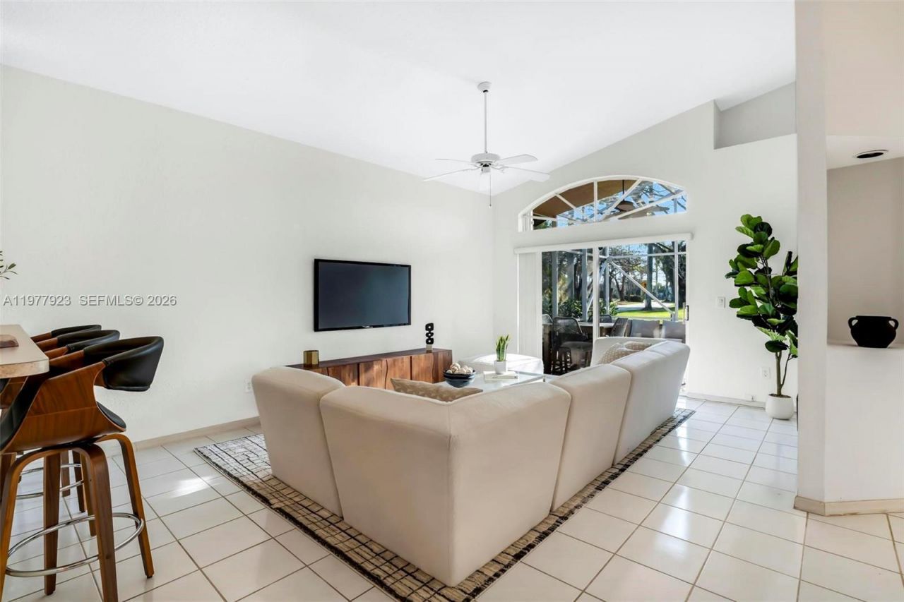 1601 SW 157th Ave, Pembroke Pines, FL 33027 Photo