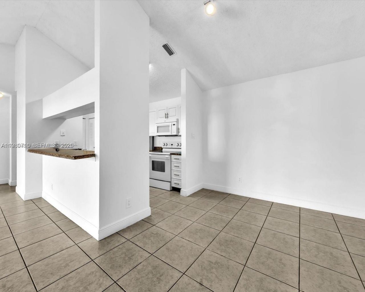 15770 SW 106th Ter , Unit 303, Miami, FL 33196 Photo