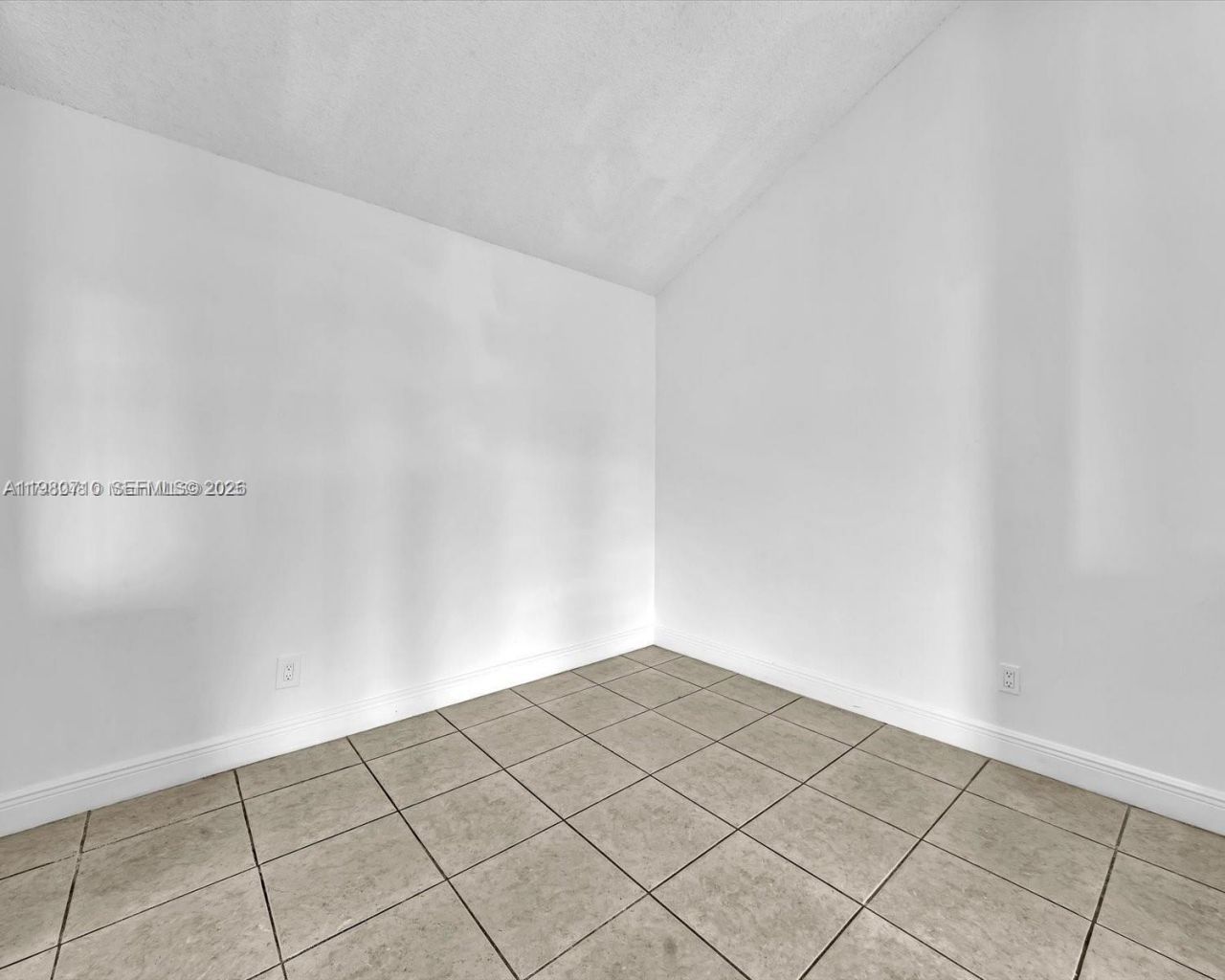 15770 SW 106th Ter , Unit 303, Miami, FL 33196 Photo