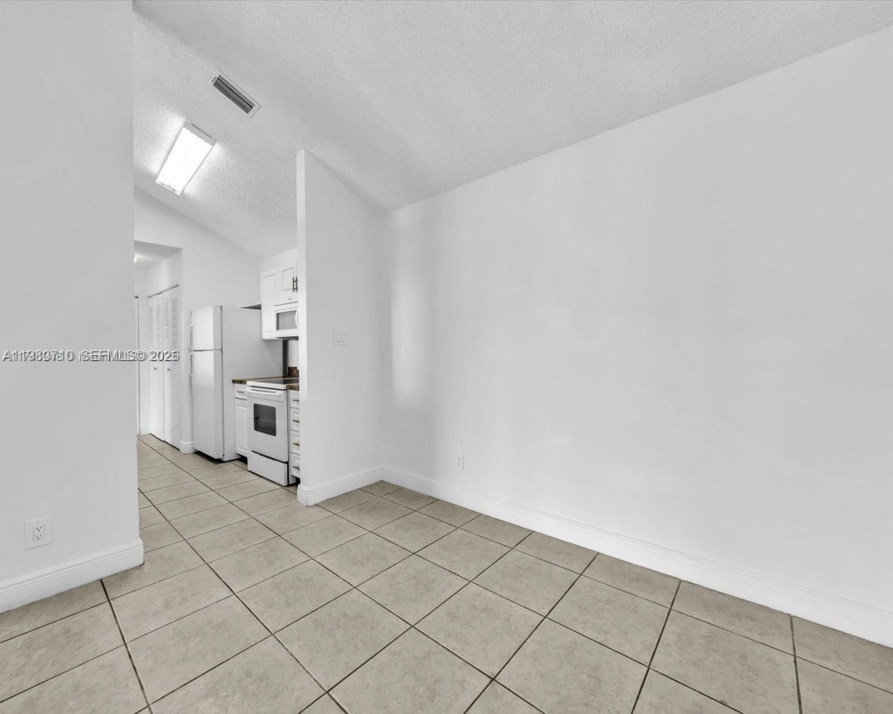 15770 SW 106th Ter , Unit 303, Miami, FL 33196 Photo