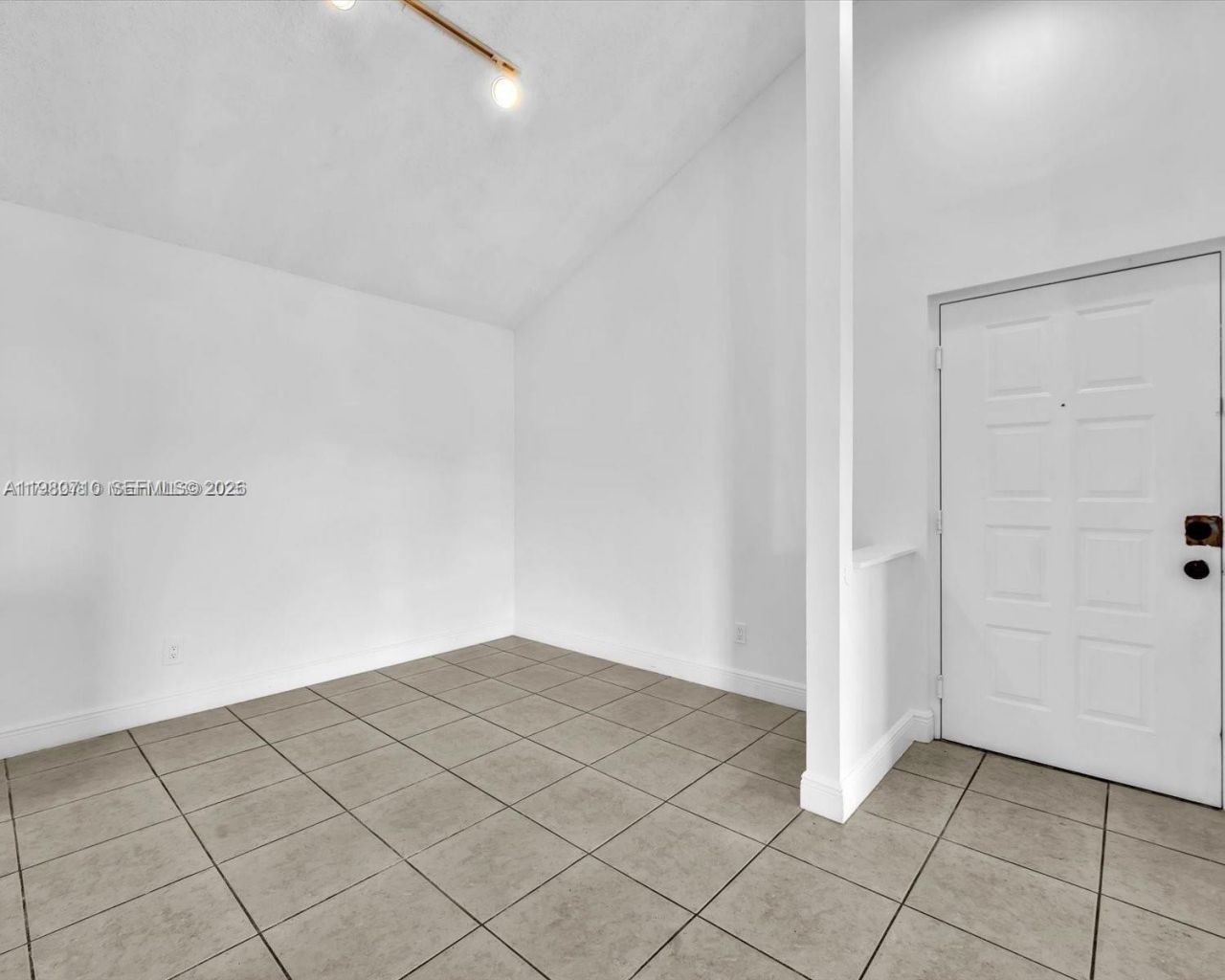 15770 SW 106th Ter , Unit 303, Miami, FL 33196 Photo